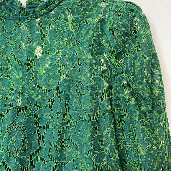 Elegant Green Lace Top - Picture 5 of 12